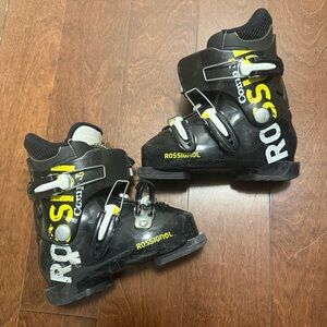 Rossignol Black and Yellow Ski Boots